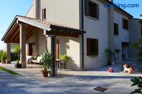 Maryhouse - Image 3