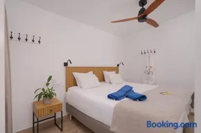 Sunsuites Collection - Las Flores - Image 2
