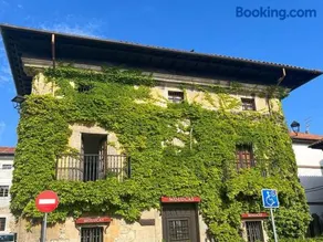Apartamento Gaudi - Image 1