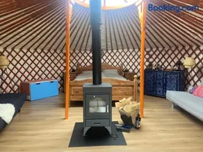 Iloons yurt - Image 1