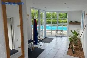 Exclusive house with private pool and private lake - Image 4