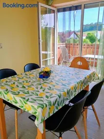 Ganze Wohnung mit Balkon, bis 5 Personen rund 90 qm - Image 3