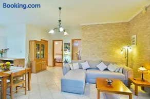 Drossos Garden House - Image 2