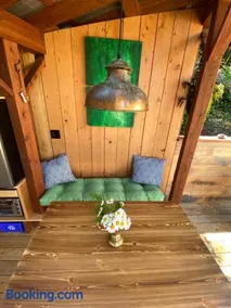 Tree Top Sanctuary Cowichan Valley - Image 4
