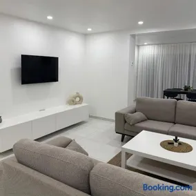 Comfy Home Cologne - Image 1