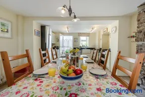 3 Bed in Appledore oc-t30325 - Image 4