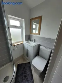 Room@87 - Image 3