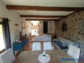 Appartement privatisé dans maison - Image 2