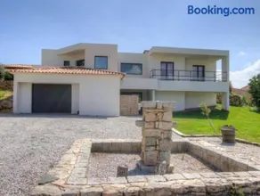 Appartement tranquille en bas de villa - Image 1