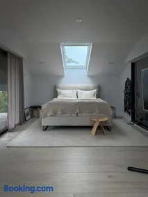 Villa Strandvik - waterfront house in Halmstad - Image 2