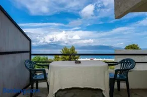 GM View Oropos - Image 2