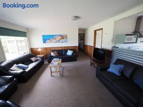27 Beach Parade Sandy Point - Image 2