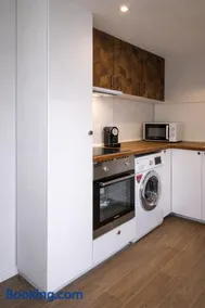 CaL QuEROL Boutique A Penthouse Loft Centre - Image 3