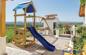 One-Bedroom Holiday Home In Danilo - Image 2
