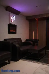 Romantic Mini-Hotel & Photo Space in the Heart of Lviv - Image 5