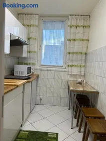 Apartament Bazyliańska - 100m do Metra "Bródno", 20 minut do centrum Warszawy - Image 2