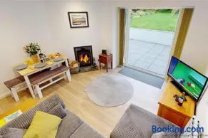 BRAUNTON ORCHARD COTTAGE 2 Bedrooms - Image 2