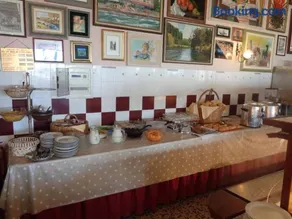 Hotel Continental - Image 5