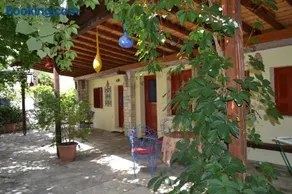 Chouchounikos Apartments - Image 2