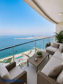Luxury 2BR | Panoramic Sea View & Private Balcony - Image 1