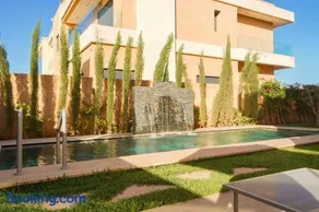 Elegant 5-Suite Villa with Pool Bounagui Marrakech - Image 1