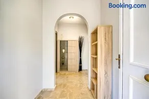 Villa Aphrodite - Image 3
