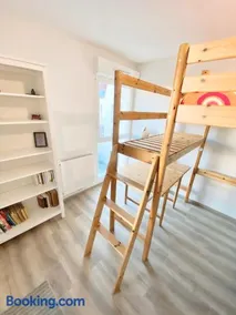 Appartement Sierra - Tram A - Free Parking - Free WIFI - Image 1