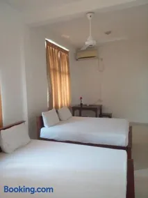 Vintop Hotel & Homestays Gampaha - Image 4