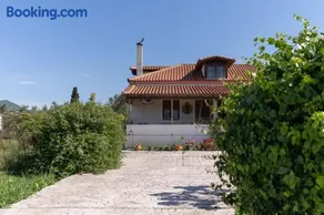 Captain's house - Image 1