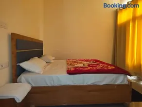 Hotel Aditya - Image 3