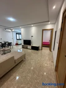 Appartement tout neuf sur la zone touristique près de la plage - Image 5