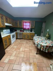 Va Beach Town Center Privita Room - Image 2