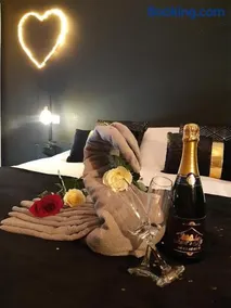 LOVER'S ROOM OR - Image 4
