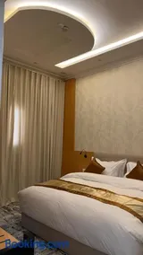 Home Lea Hotel Apartments - Image 3