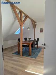 Zentrale Wohnung, Haustiere- und Kinderfreundlich - Image 2