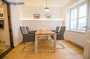 BG Living & Hosting - Historisches Ferienhaus "Saustall" im Zentrum von Wittlich - Nähe Mosel & Eifel, Privatparkplatz, WLAN, bis 4 Personen - Image 1
