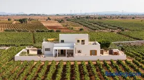 Casale Gorghi Tondi House & Vineyard with Jacuzzi - Image 2