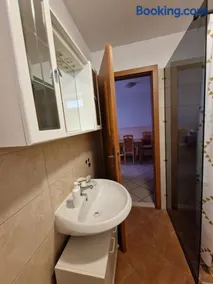 Apartments Mali Raj - Image 2
