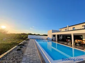 Luxury Villa Triton - Image 5