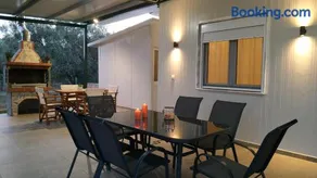 Nick and Sofi's House - Image 3