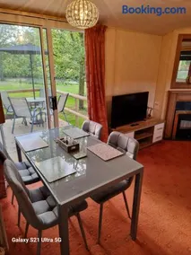 The Duck - Free Fishing, pets welcome - static caravan in Clare, Suffolk - Image 3
