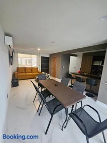 DAGA House Pool table, pool and air conditioning - Image 3