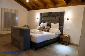 Luxury Suites El Encanto del Pinar - Image 5