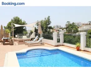 Apartment with private pool - Image 2