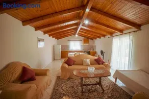 Cozy loft Big balcony all comfort Near Sarandë - Image 2