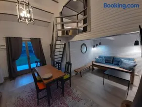 lodge - Image 1