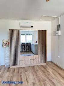 Bulldog Venice Apartment - Image 1
