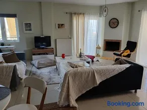 Amaryllis Apartments - Image 3