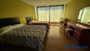Dormitorio con baño privado a 25 minutos del Apto - Image 1