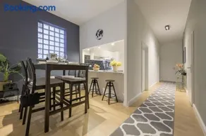 The Harbour Apartment 1 - Image 2
